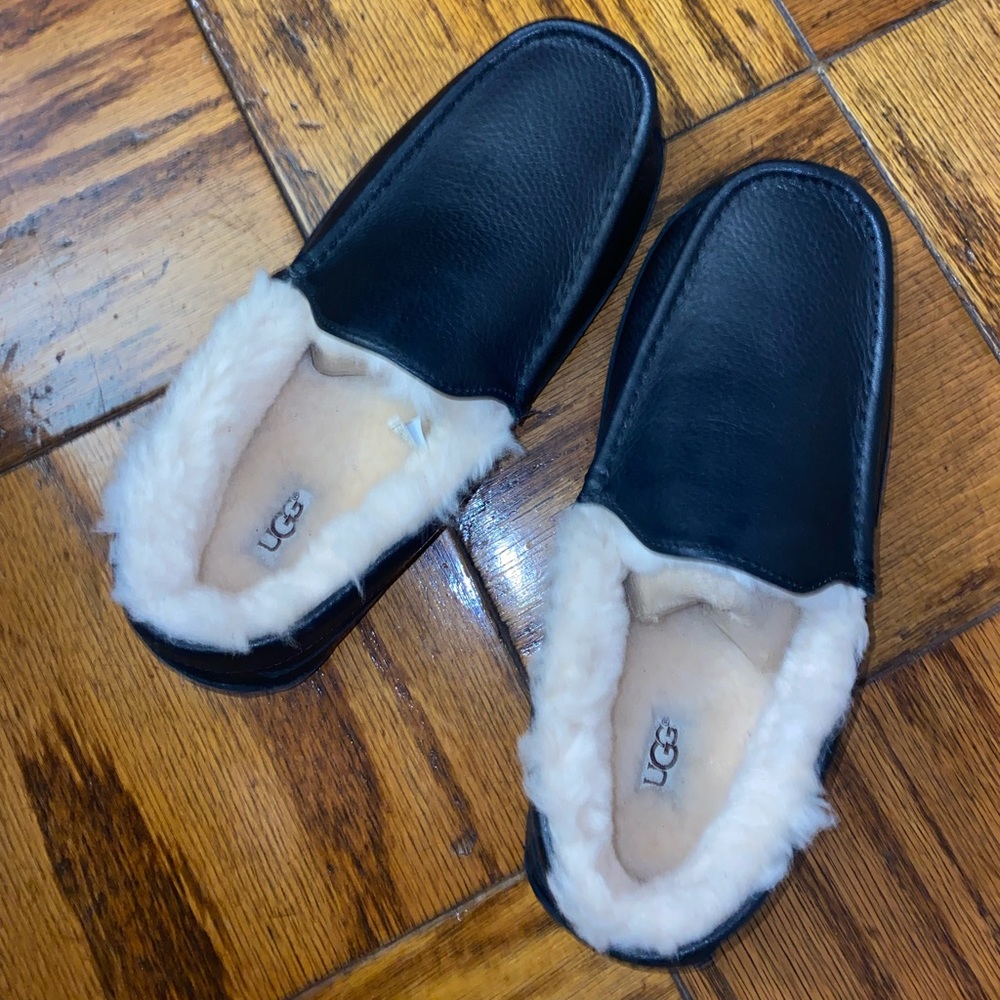 Ugg men’s loafers
